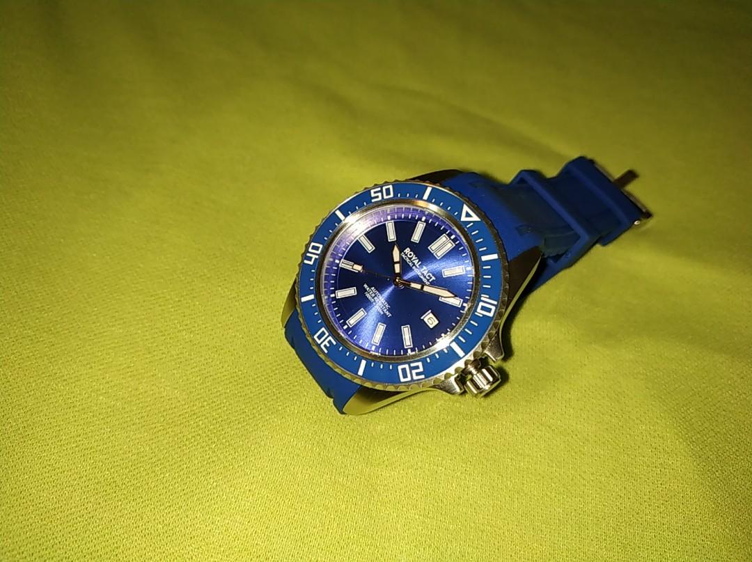 Royal online tact watch