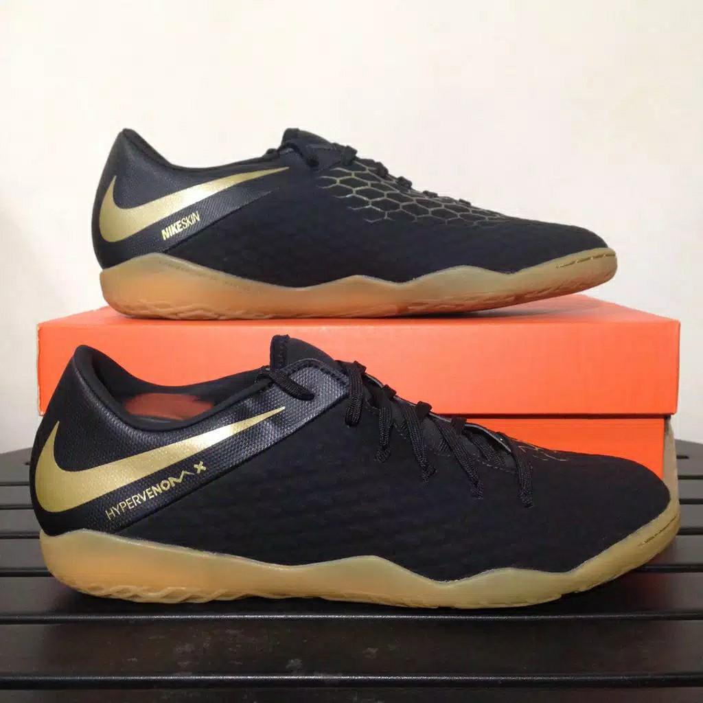 Sepatu Futsal Nike Phantom X 3 Academy In Black Gold Aj3814 090