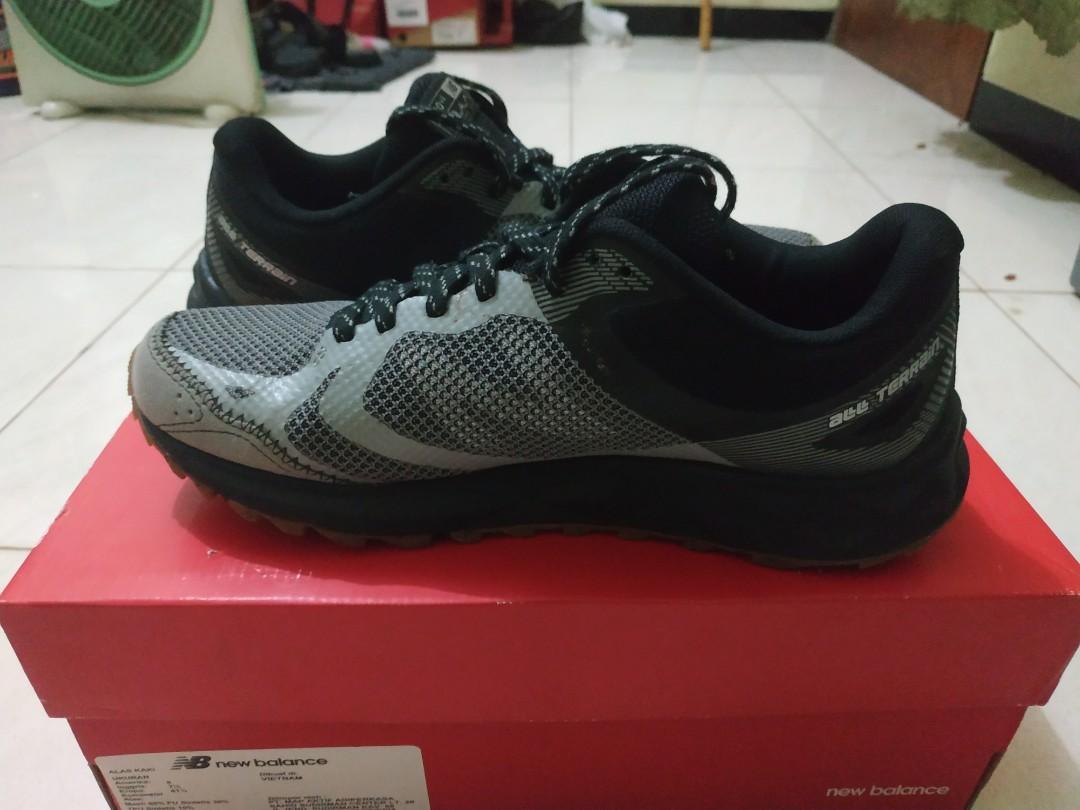 Sepatu Trail New Balance MT590RT3 Original Olah Raga Baju Olahraga di Carousell