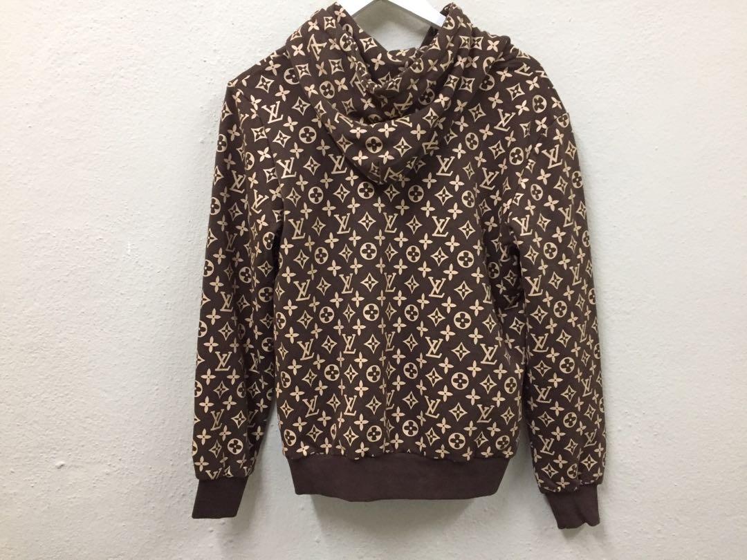 Supreme louis sweater outlet