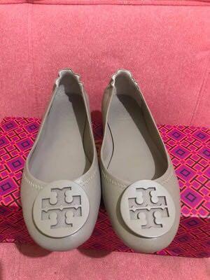Tory burch minnie travel ballet flat french clearance gray