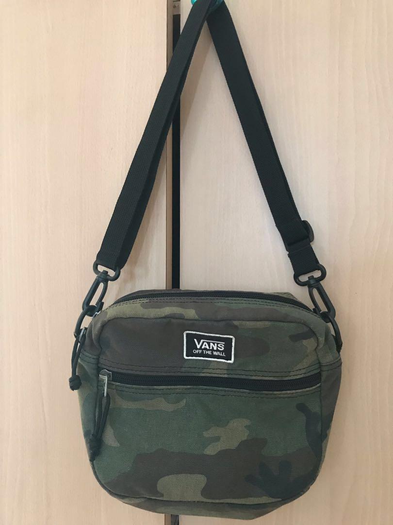 Vans camo online sling bag