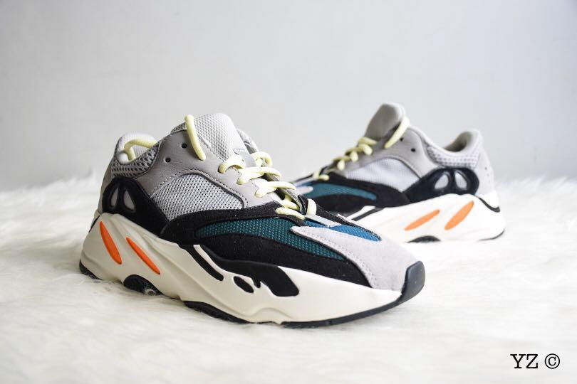 Yeezy 700 on sale og waverunner