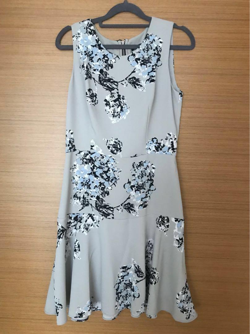 armani exchange size 6