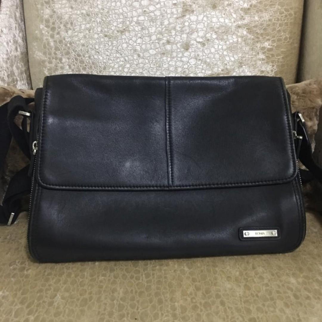 Bonia discount messenger bag