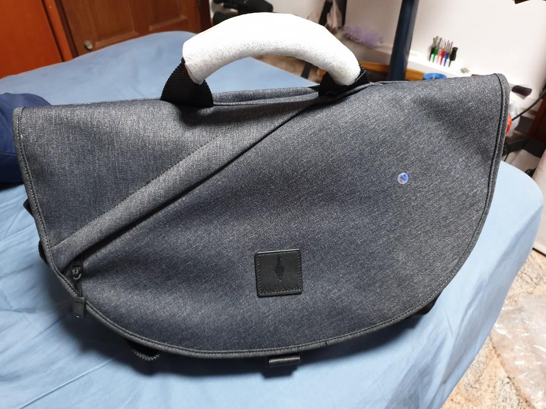 alpaka messenger bag