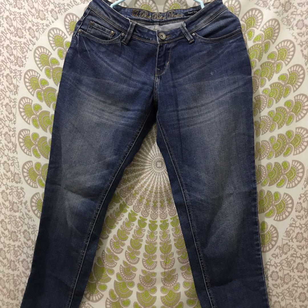 C2 Jeans Women S Fashion Women S Clothes Bottoms On Carousell