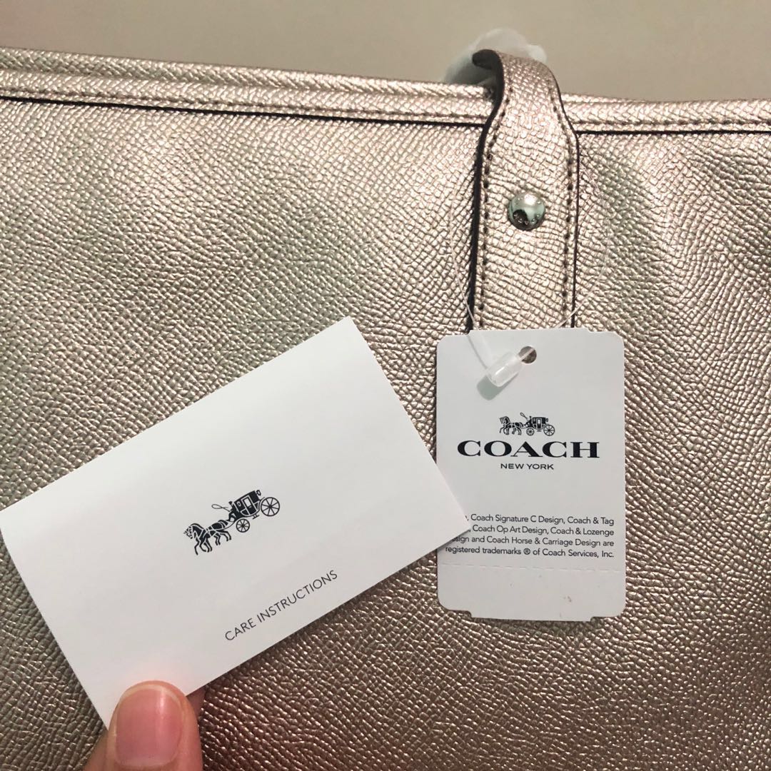 COACH CITY ZIP TOTE PLATINUM Fesyen Wanita Tas Dompet di Carousell