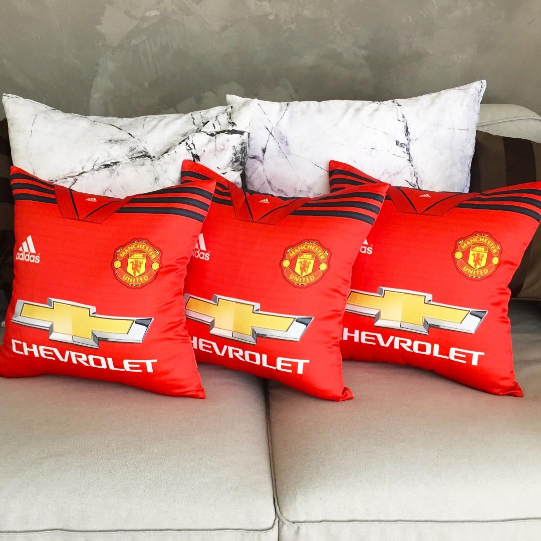 personalised manchester united kit