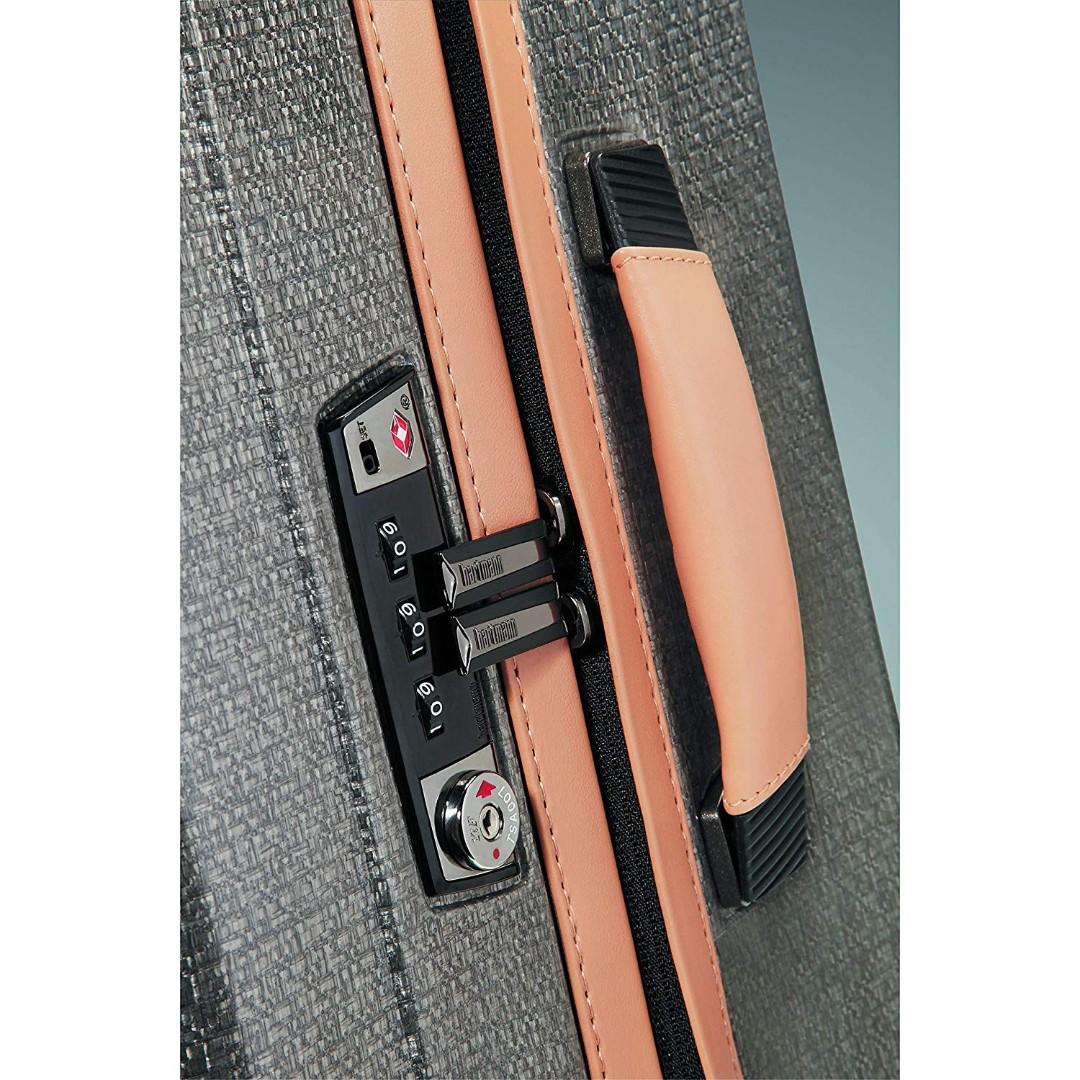 hartmann 22 inch carry on