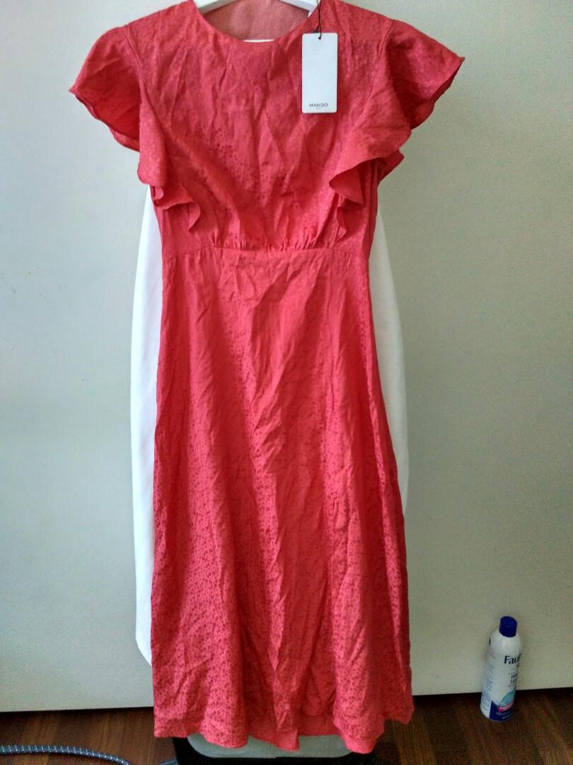 ladies apparel
