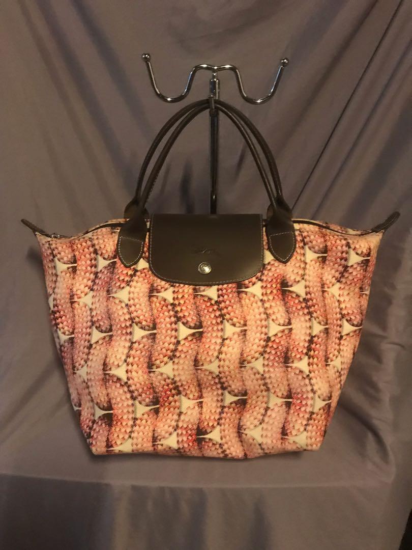 Longchamp surf and the city shop