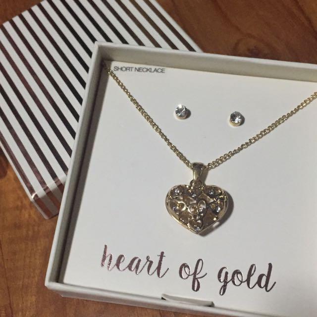 Lovisa double heart necklace, Women's Fashion, Jewelry & Organisers,  Necklaces on Carousell