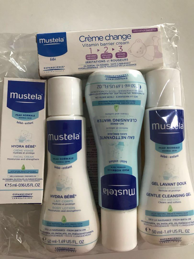 mustela travel