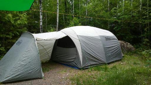 R.E.I Kingdom 8 tent Sports Equipment Sports Games Water Sports on Carousell