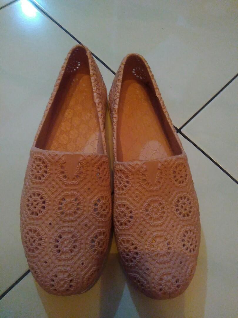 Sepatu Sandal Karet New Era Fesyen Wanita Sepatu Di Carousell