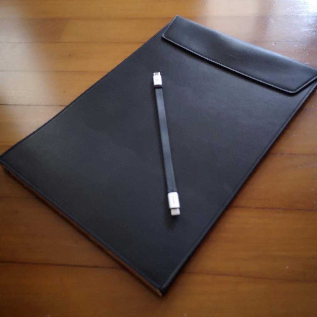 Used DockCase A1 leather sleeve with ports for MacBook Pro 2017 2018 13 Black Computers Tech Parts Accessories Computer Parts on Carousell