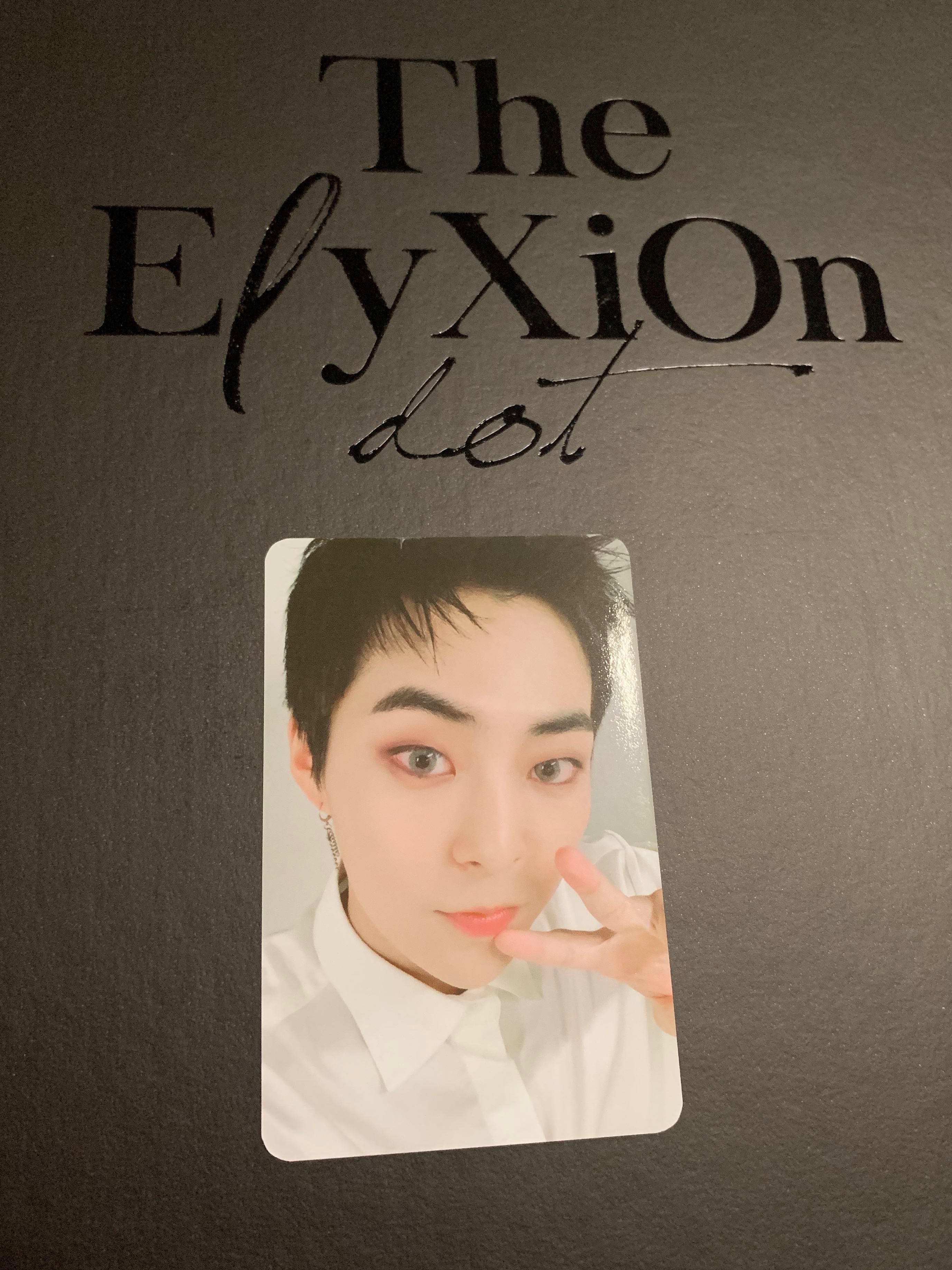 WTT] EXO EXO PLANET 4 The Elyxion dot Live CD + Photobook