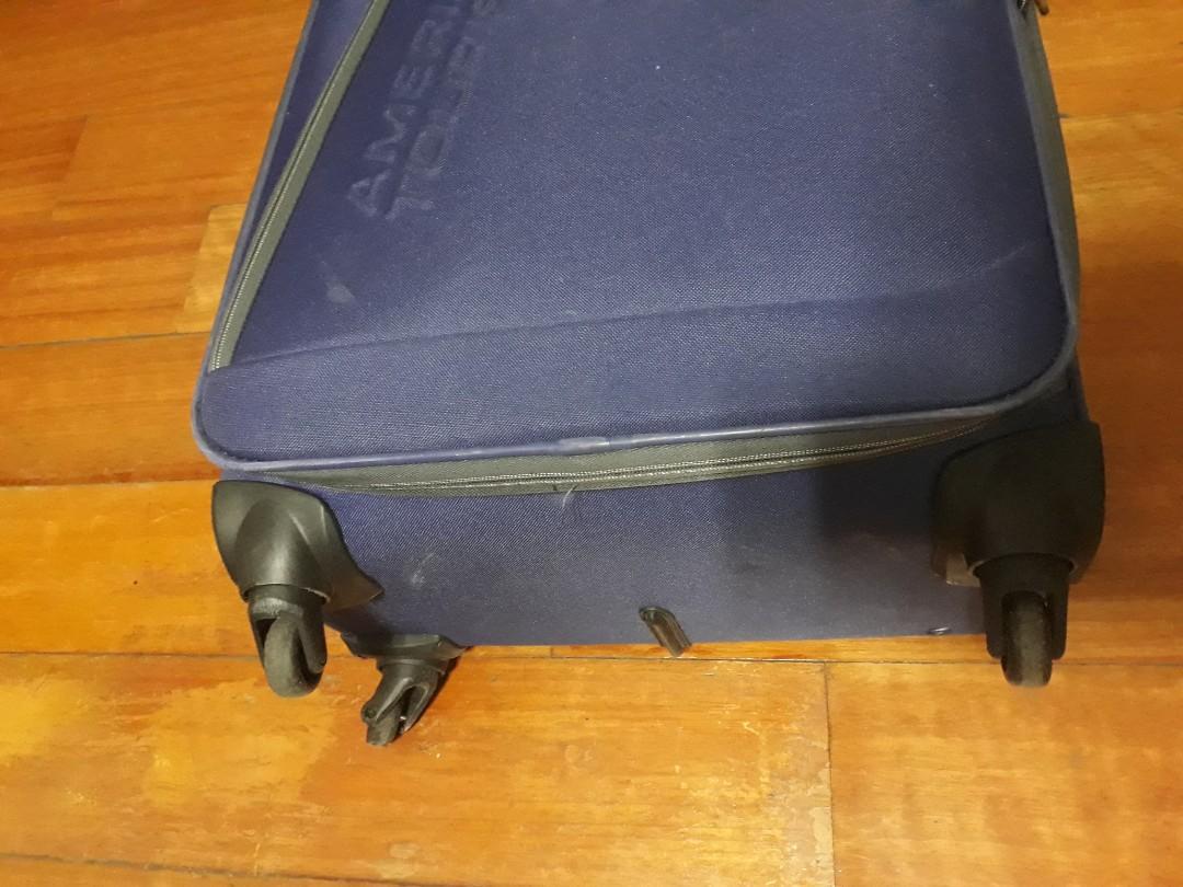 American Tourister Luggage (2 broken wheels), Hobbies & Toys, Travel