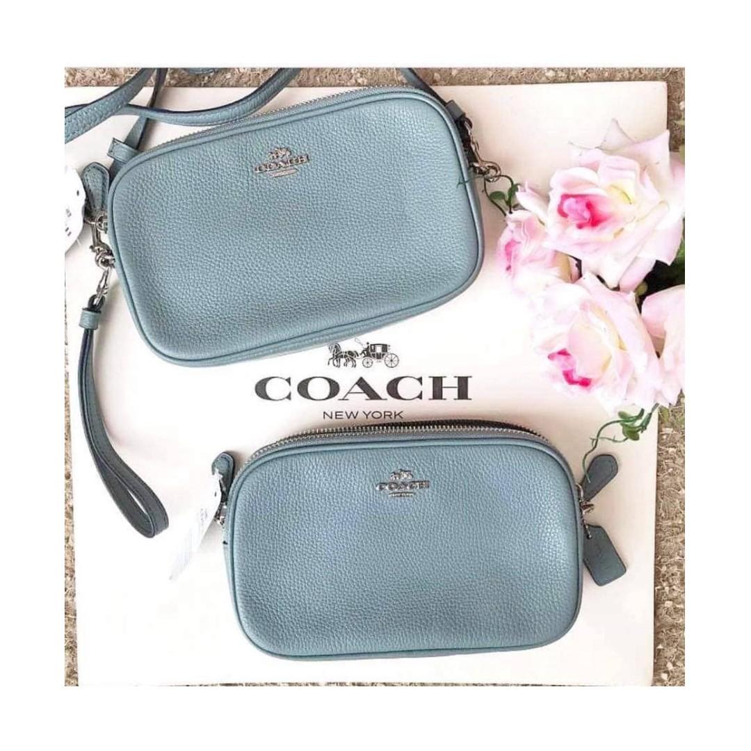 Authentic Coach Crossbody Pouch in Pebble Leather F65988, Women's