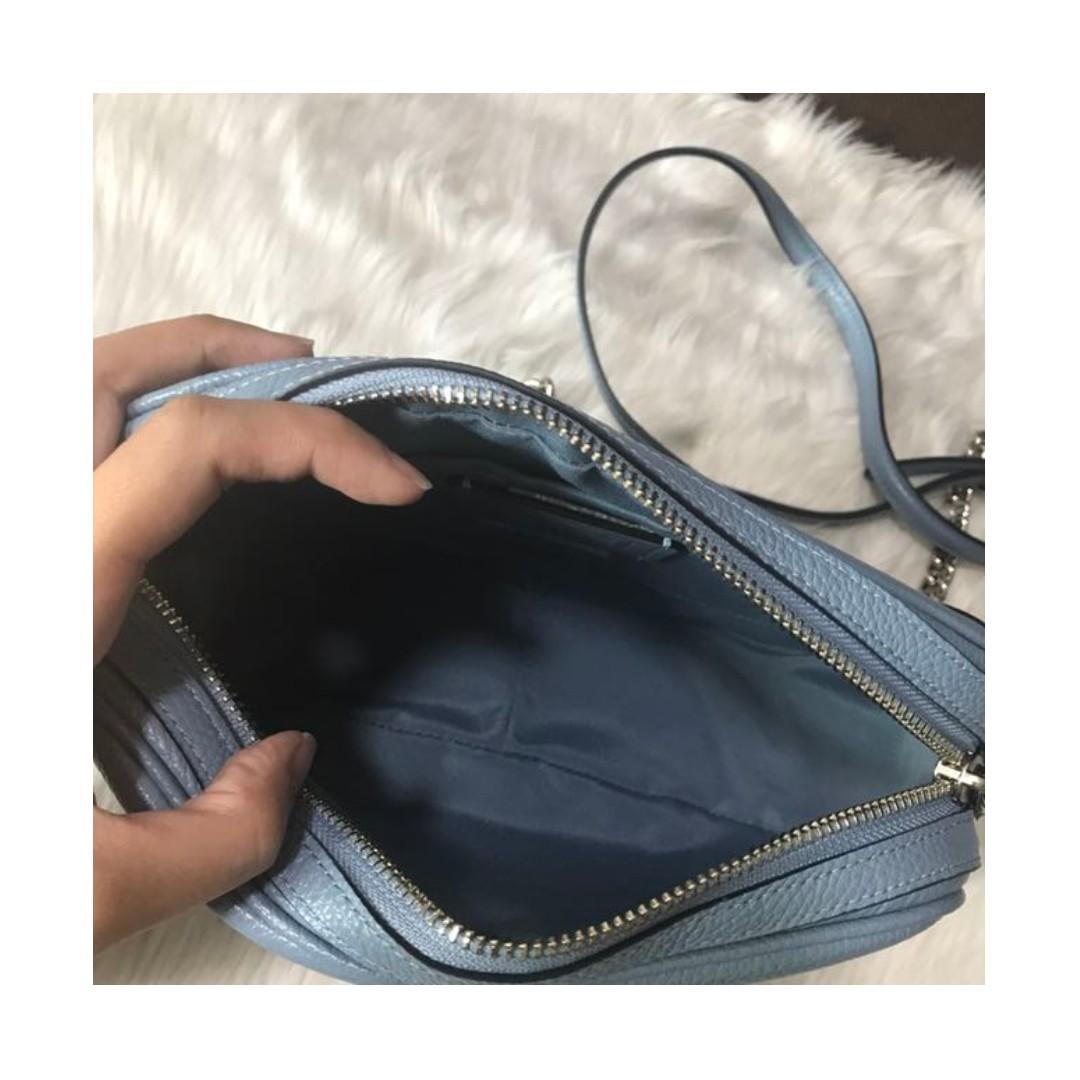 Authentic Coach Crossbody Pouch in Pebble Leather F65988, Women's