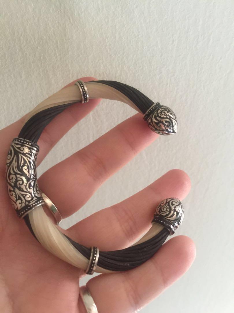 Narrow Elephant Hair Inspired Bangle – Dandelion Jewelry