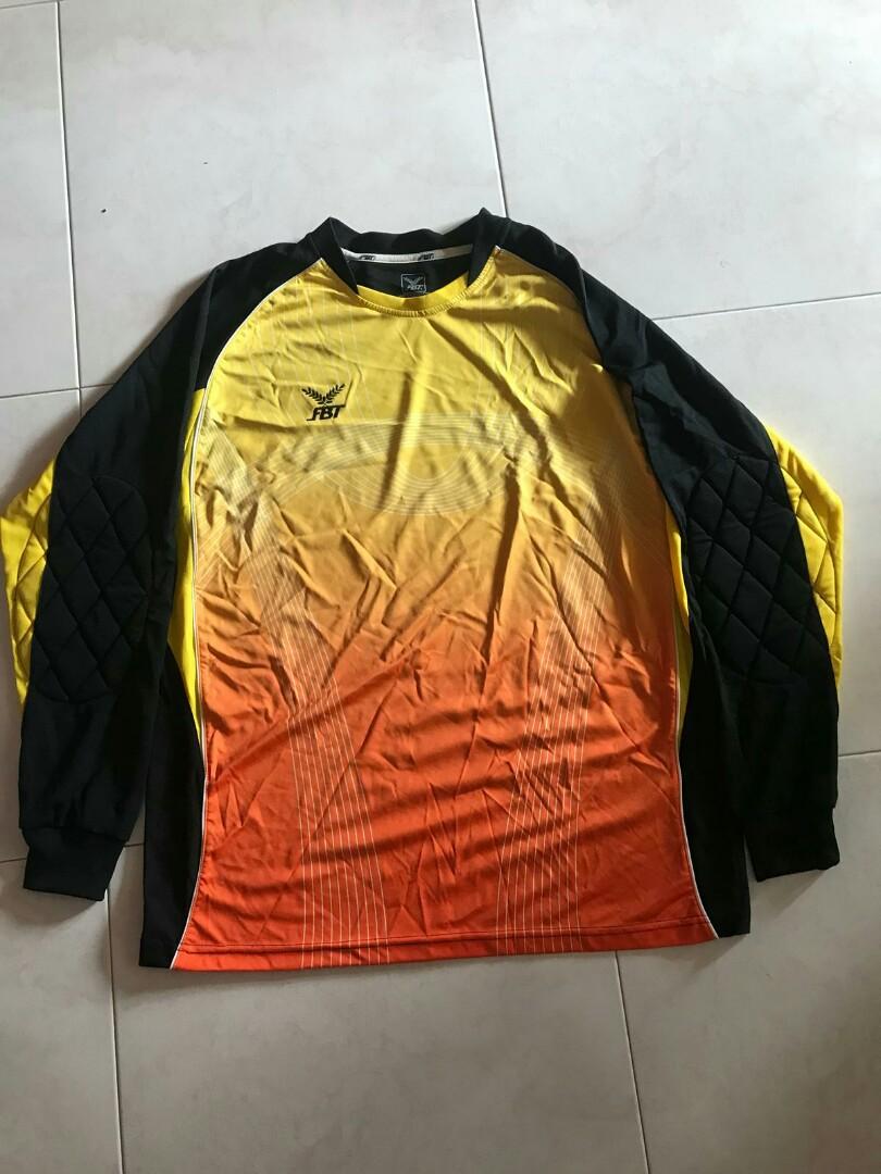 goalkeeper long sleeve shirt