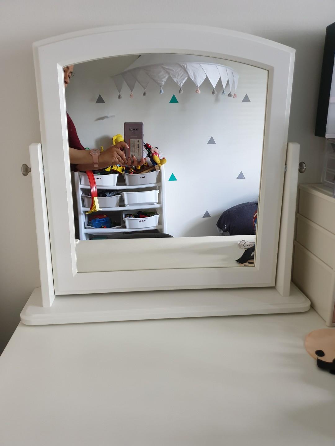 Tyssedal outlet table mirror