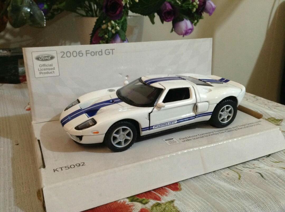 Kinsmart Diecast Cars Metal Collectibles, Hobbies & Toys, Toys & Games