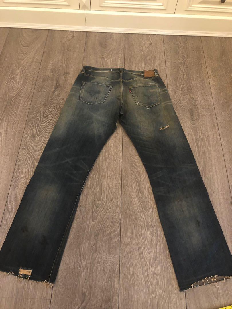 red line levis