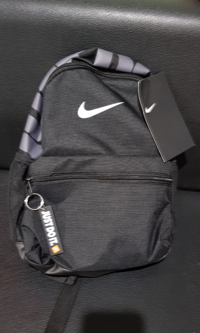 discounted nike backpacks