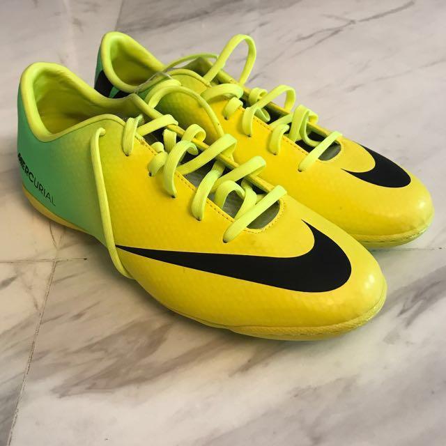 Nike Jr. Support Mercurial Soccer Boots 