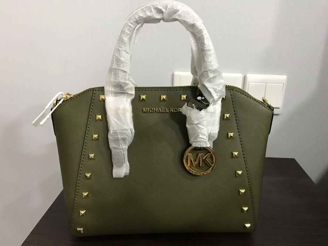 green michael kors purse