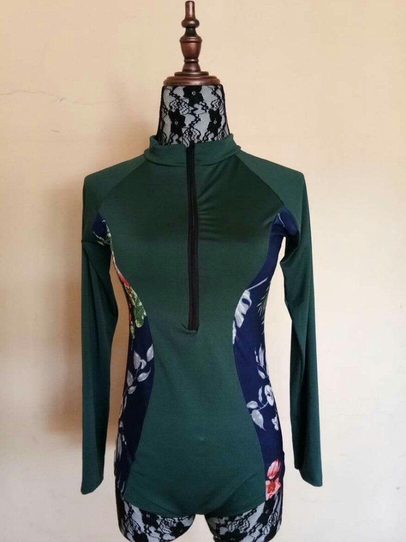 FISH MARINA BLUE & WATERSPOUT GREEN RASHGUARD SWIM SET main image 0