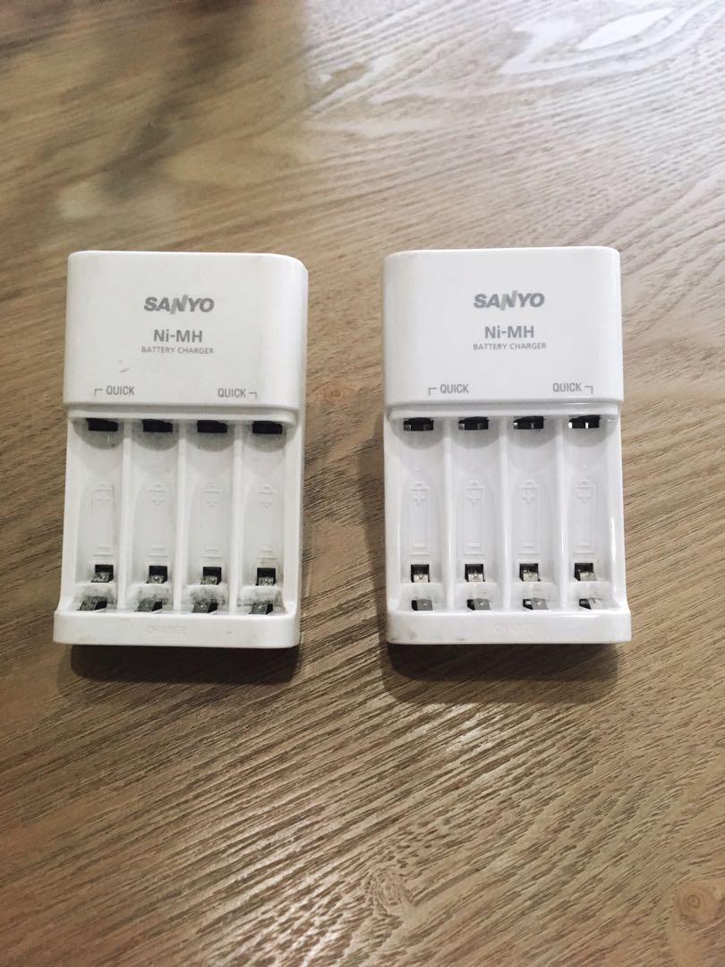 Sanyo NiMH AA Battery charger (1 piece), Photography, Photography