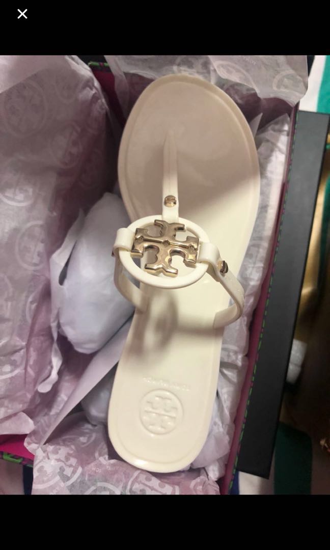 Tory Burch Mini Miller Jelly Thong sandals, Women's Fashion, Footwear,  Flats on Carousell