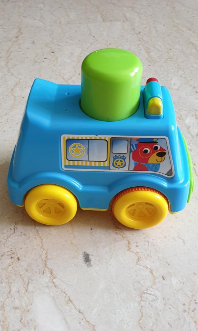 Toys' r us toy car, Hobbies & Toys, Toys & Games on Carousell