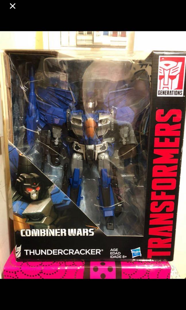 Transformers (Category: Toy Figures) located in Singapore. Submitted by jancab (Listing ID 216175654, Image 1). Description: .