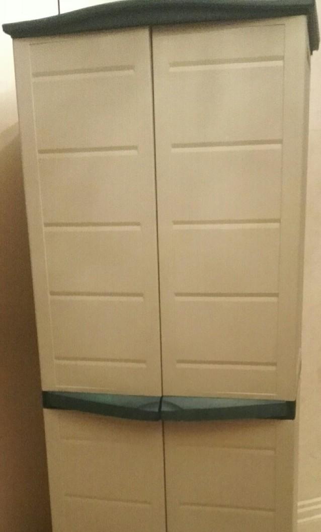 Weatherproof KETER freestanding vertical storage 傢俬＆家居, 傢俬, 書櫃、櫃子及架 Carousell