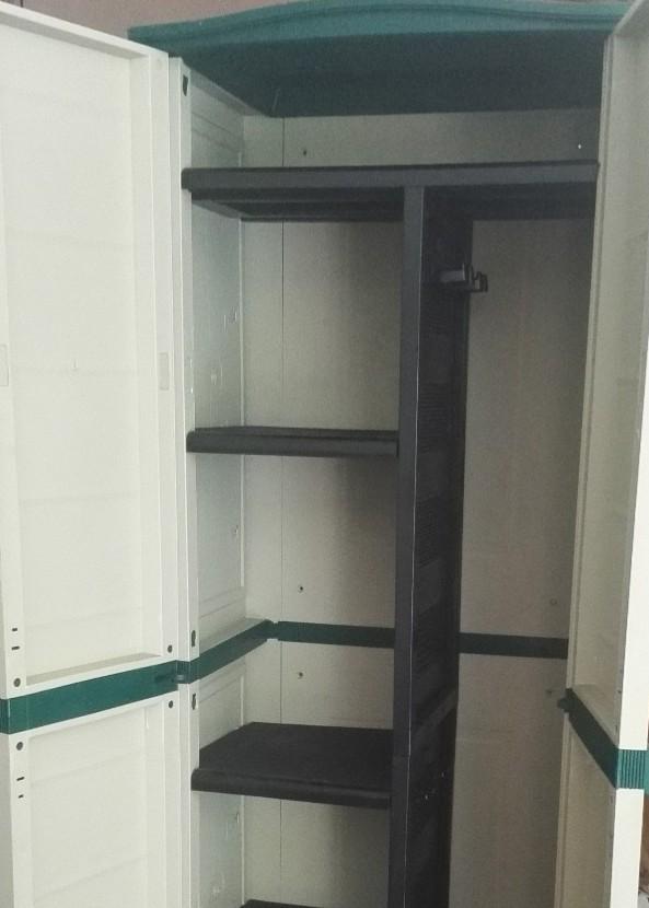 Weatherproof KETER freestanding vertical storage 傢俬＆家居, 傢俬, 書櫃、櫃子及架 Carousell