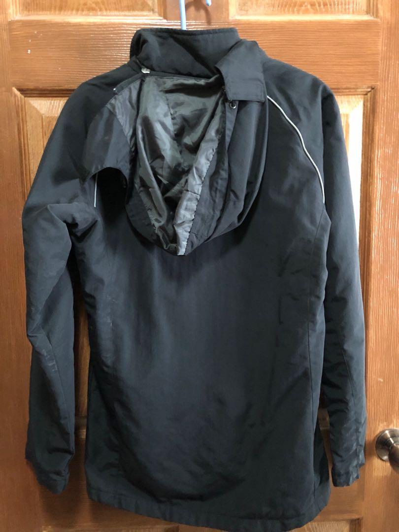 Jacket (Category: Coats, Jackets and Outerwear) located in Singapore. Submitted by otep09 (Listing ID 216162274, Image 2). Description: Universal Traveller Winter Jacket Size: XS Black Decluttering.