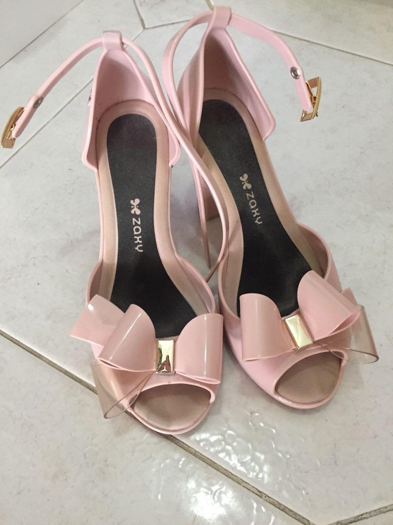 Zaxy baby pink heels, Women's Fashion 