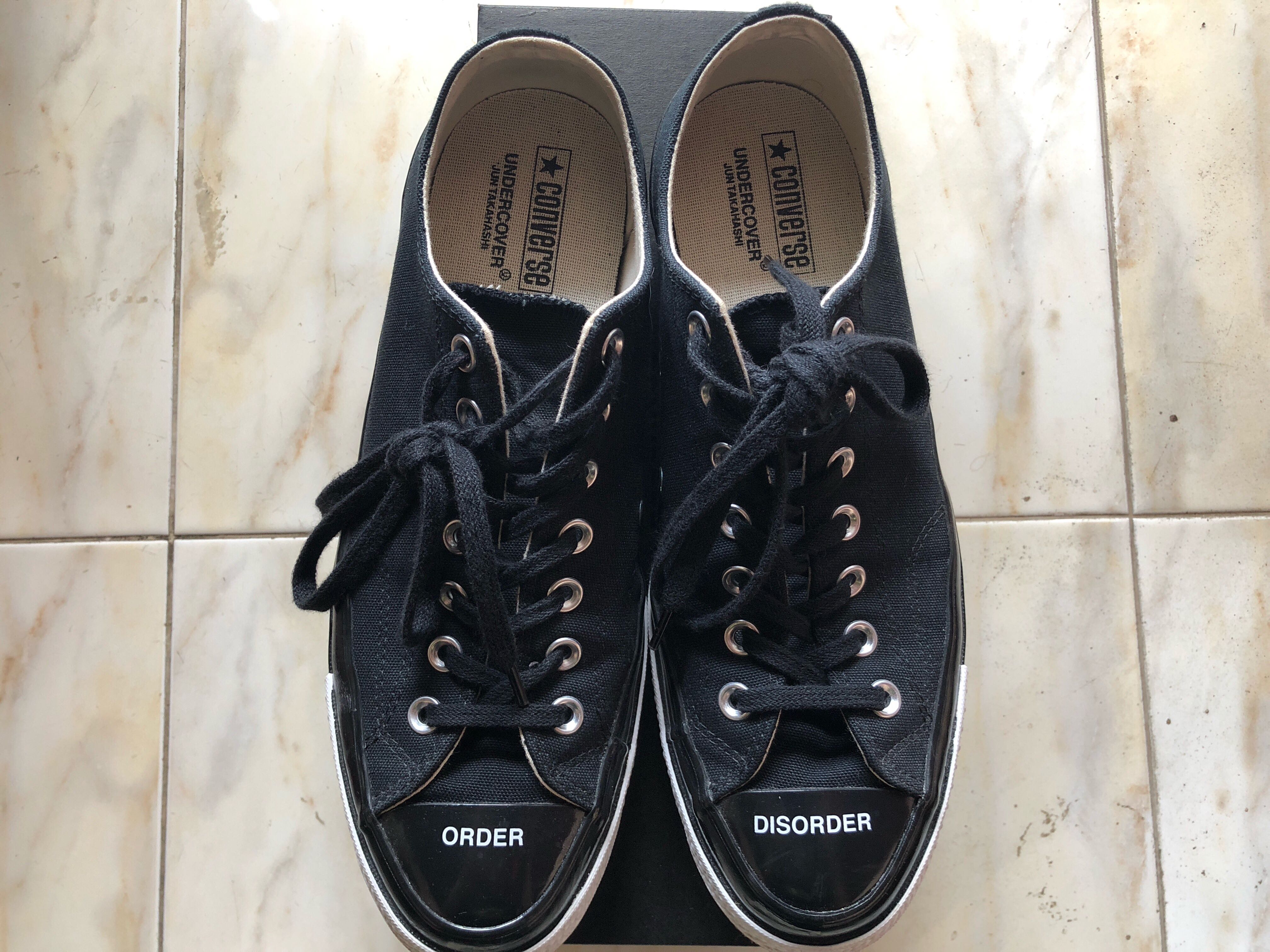 undercover converse black