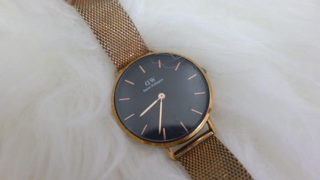 Daniel wellington black market clearance