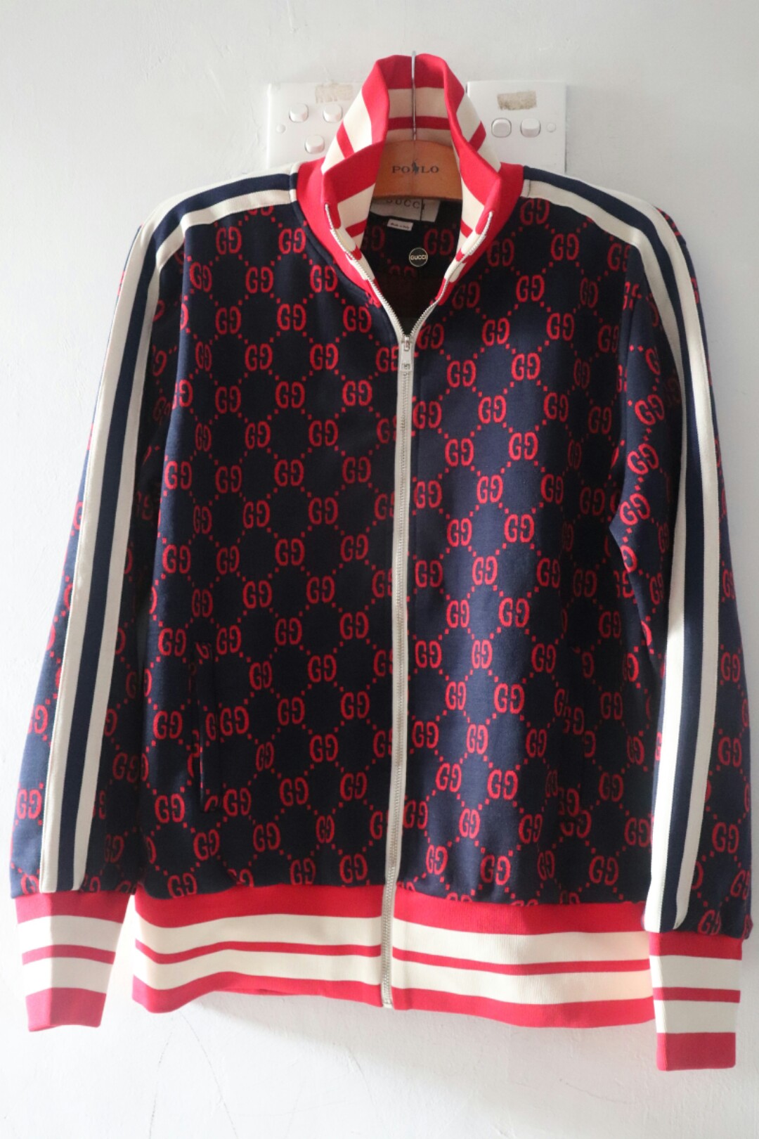 Jaket sales gucci original