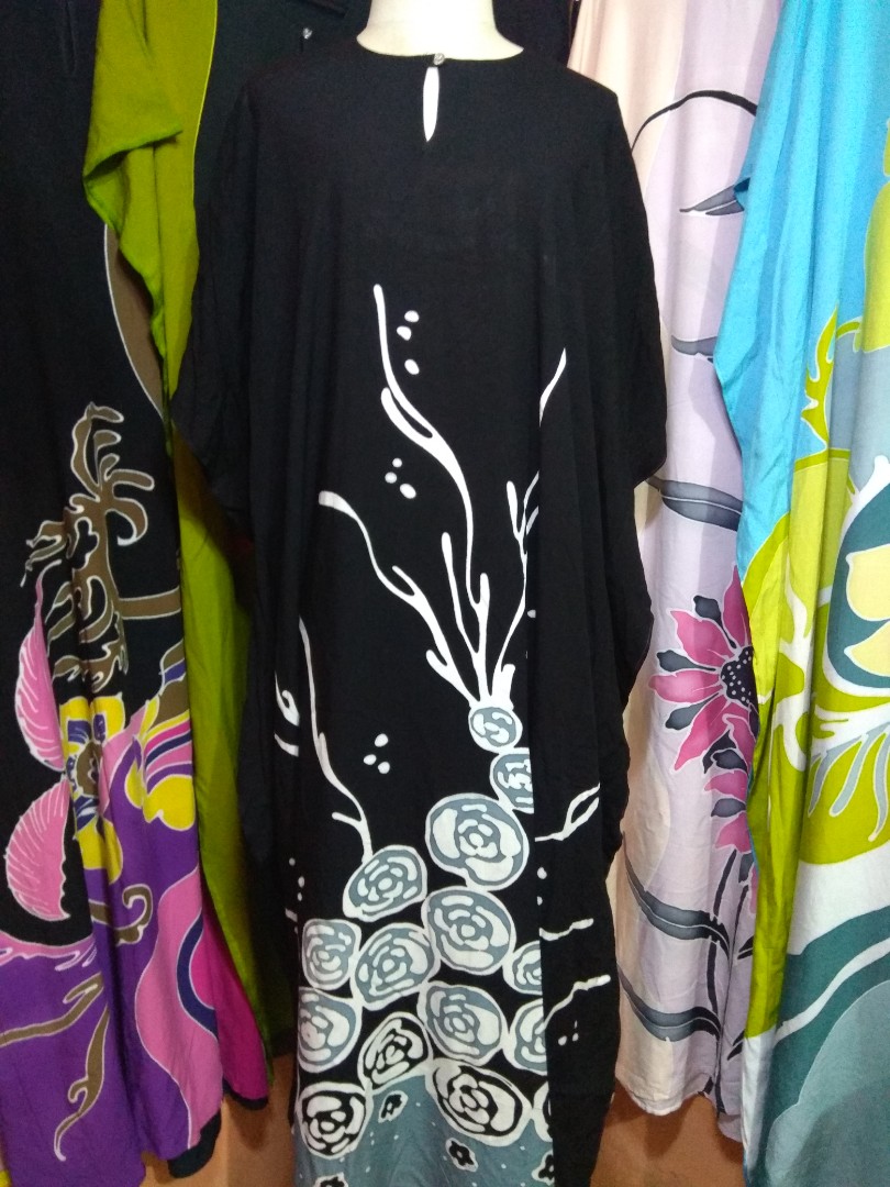Kaftan Batik Kelantan Women S Fashion Clothes Others On Carousell