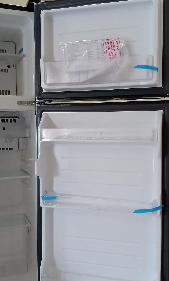 Kulkas 2 Pintu Sharp Sj 195md Sr Sg Gray Elektronik Lainnya Di Carousell