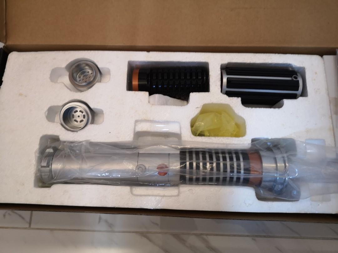 master replicas lightsaber construction kit