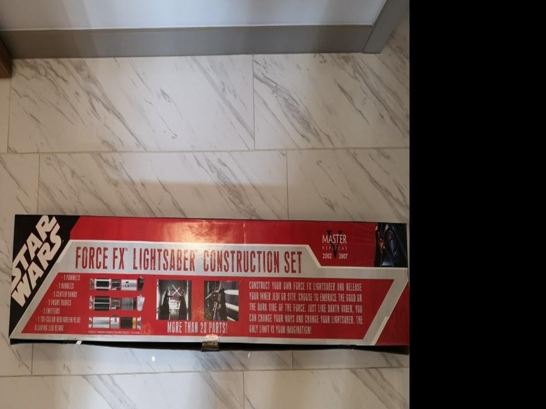 Star wars force fx top lightsaber construction set