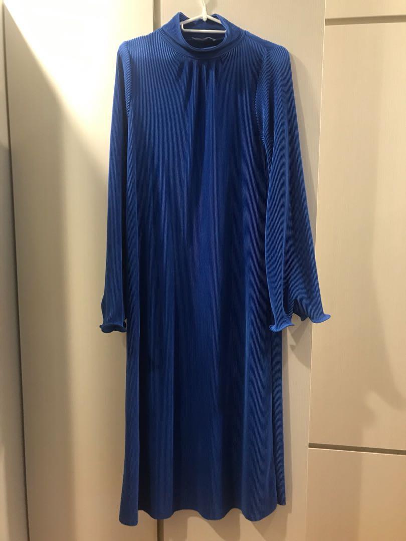 blue pleated dress zara